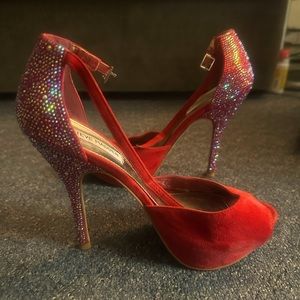 Beautiful Steve Madden red heel with swarovski.